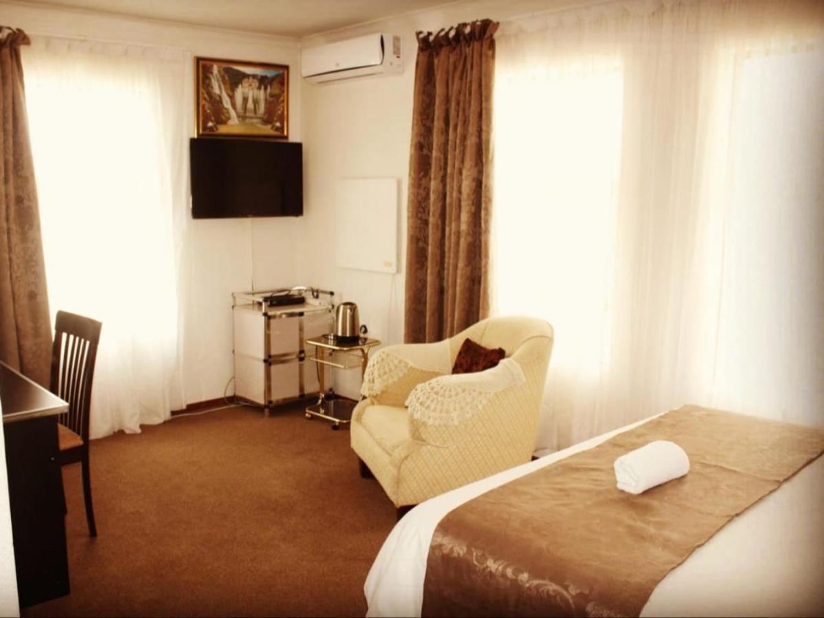 Moshitametsi Guesthouse Kempton Park Kültér fotó