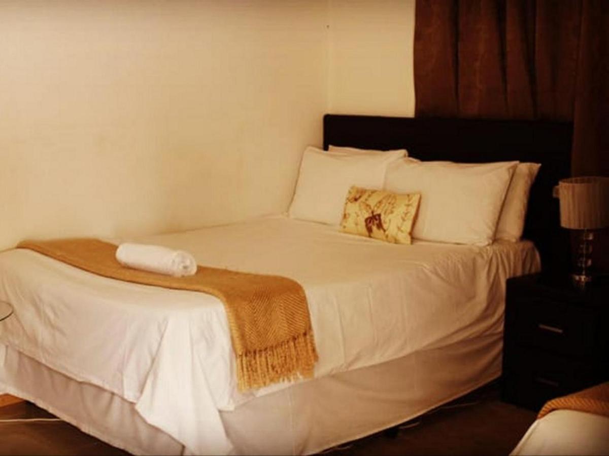 Moshitametsi Guesthouse Kempton Park Kültér fotó