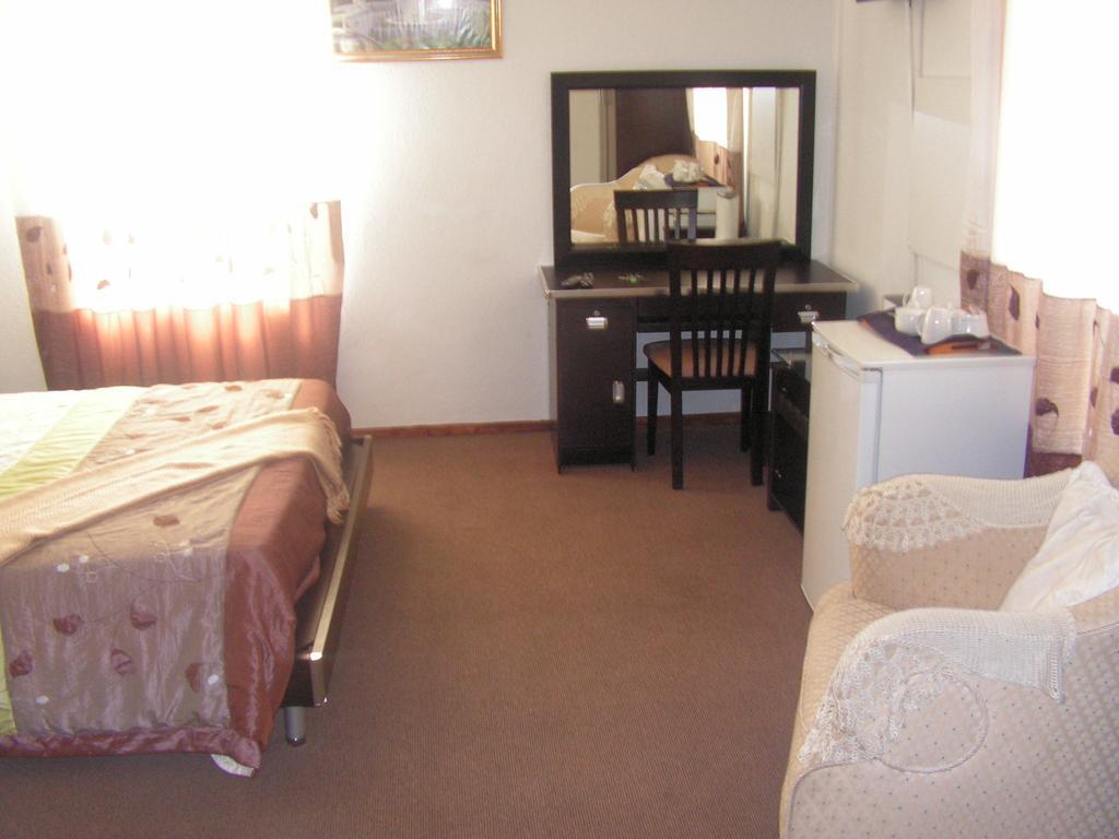 Moshitametsi Guesthouse Kempton Park Szoba fotó