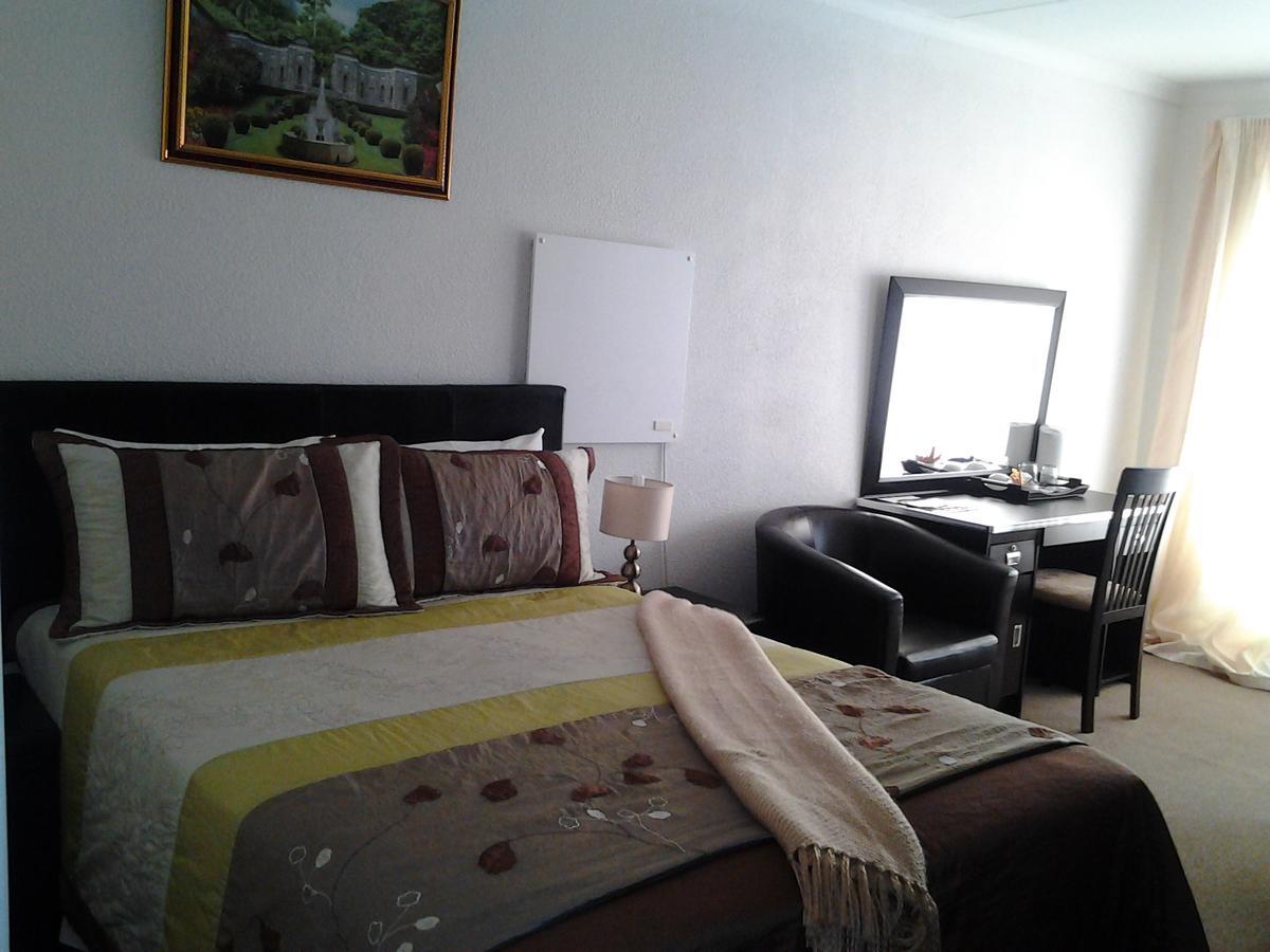 Moshitametsi Guesthouse Kempton Park Kültér fotó