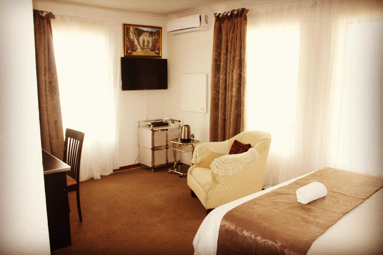 Moshitametsi Guesthouse Kempton Park Kültér fotó